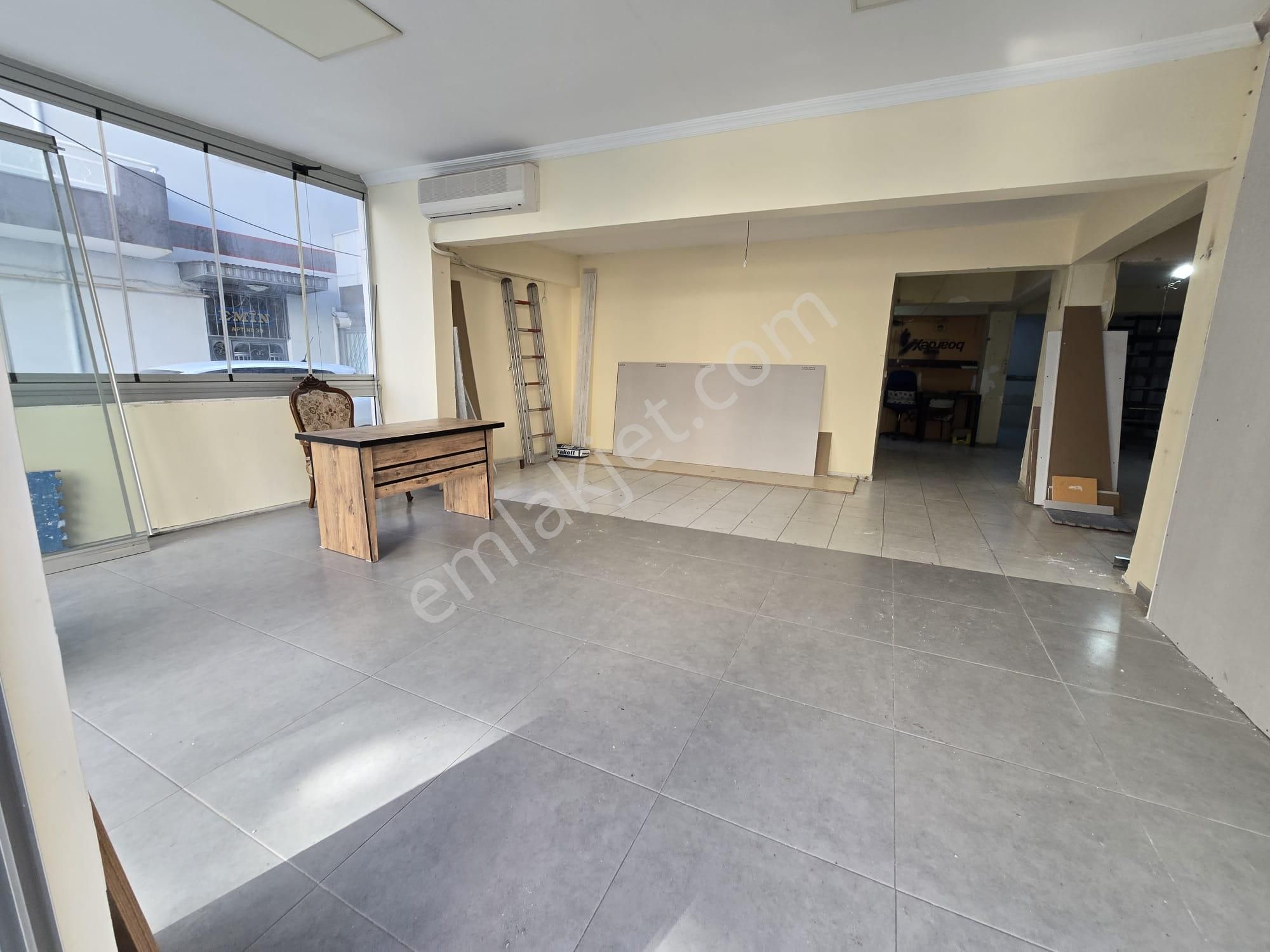 Balçovada Ana Yol Üzeri Kiralık 110 M² İş Yeri - Görsel 2