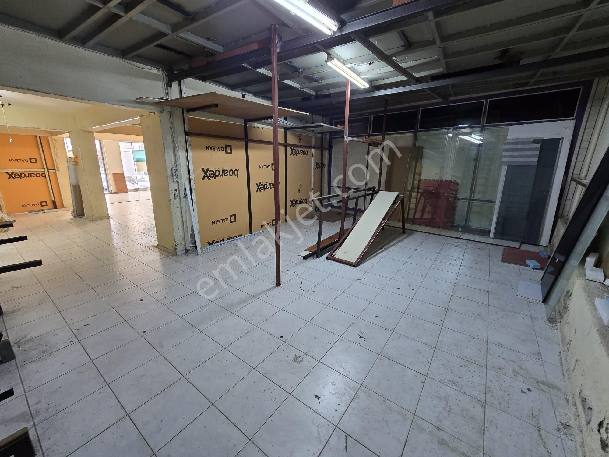 Balçovada Ana Yol Üzeri Kiralık 110 M² İş Yeri - Görsel 4