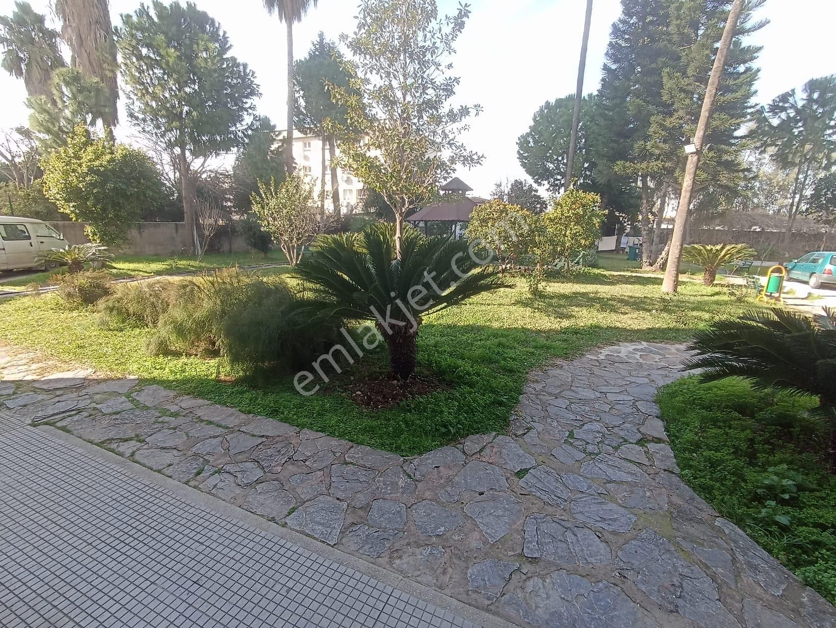 Nehir Manzaralı Cadde Üzerinde Sitede Güvenlikli Kapalı Otoparklı 4+1 Geniş Oturumlu - Görsel 15