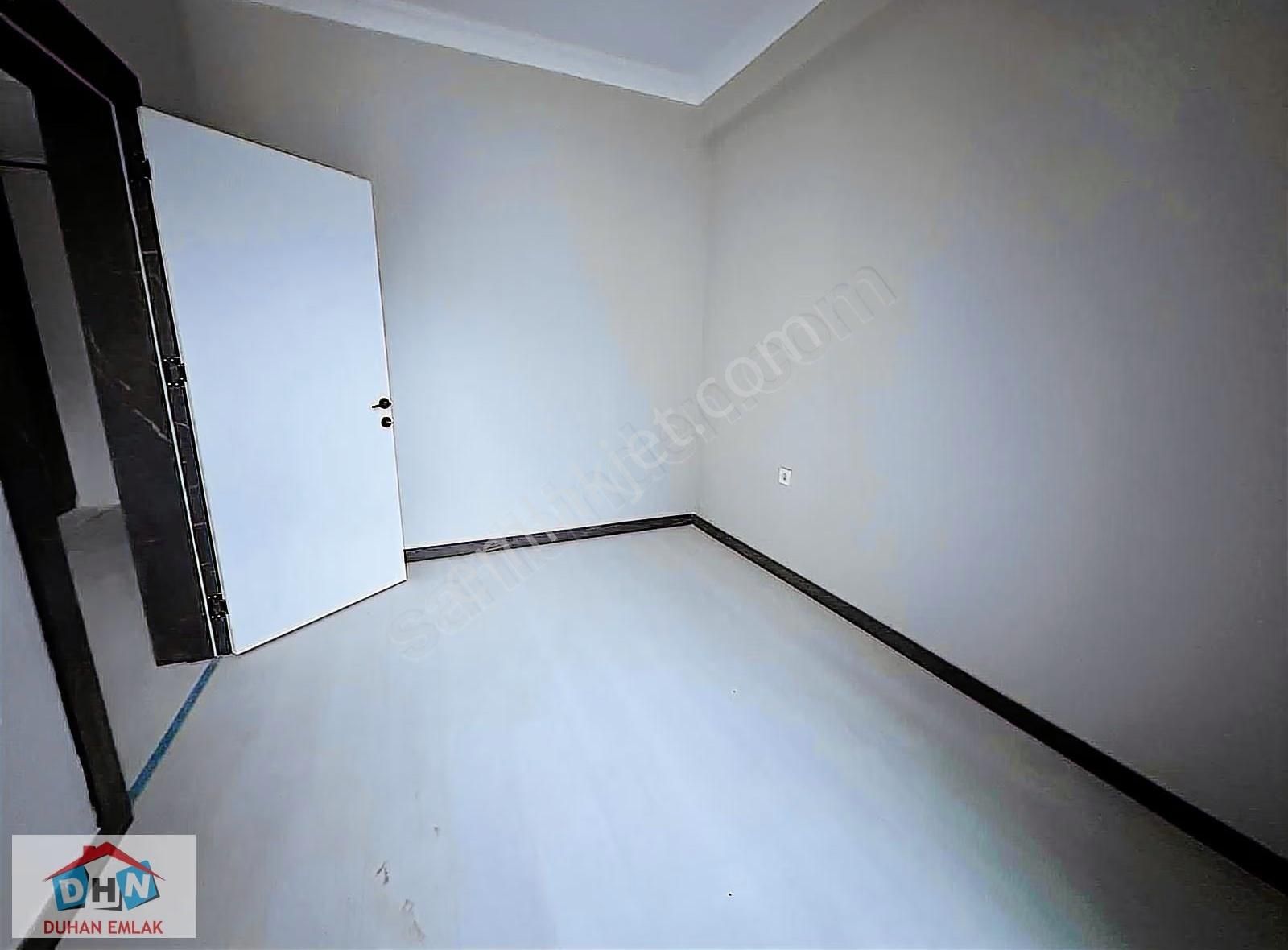 Duhan Emlak'tan Premium Lounge Sitesinde Satılık Köşe Arakat 1+1 - Görsel 9