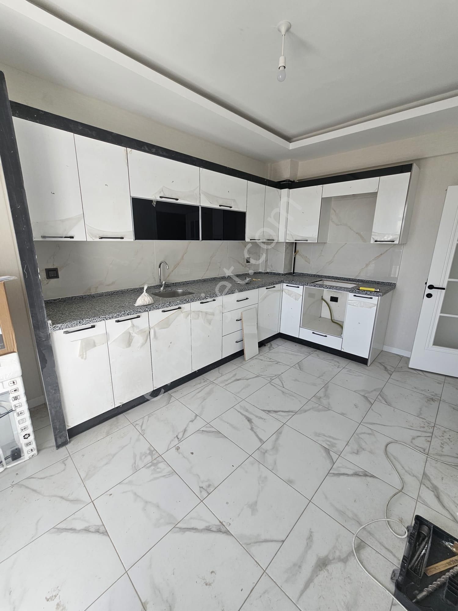 Meram Bahçeşehir Kaş Cad Yakını 3+1 Sıfır 2nci Kat Kiralık Daire - Görsel 2