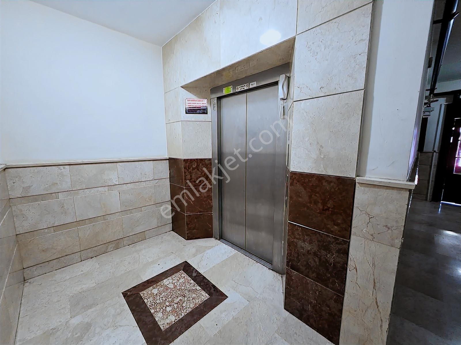 Yeni Etlik Caddesinde Katta 4+1 Asansörlü Yapılı Manzaralı - Görsel 31