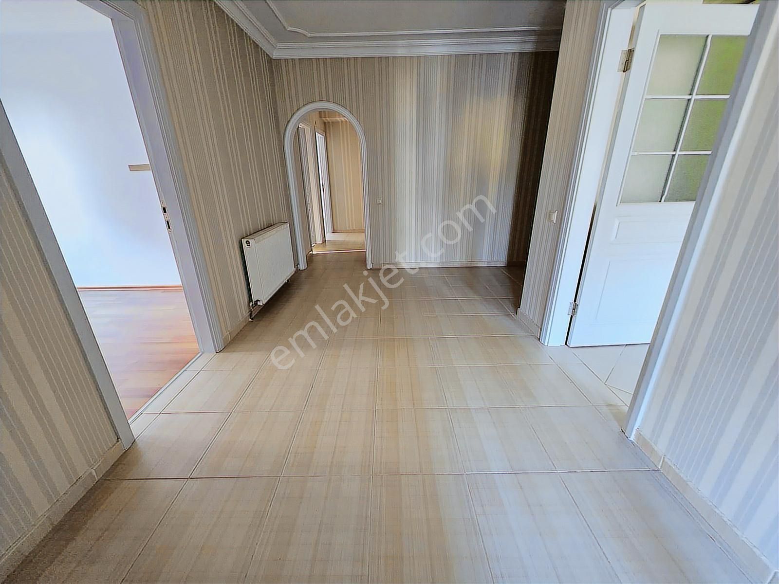 Yeni Etlik Caddesinde Katta 4+1 Asansörlü Yapılı Manzaralı - Görsel 24