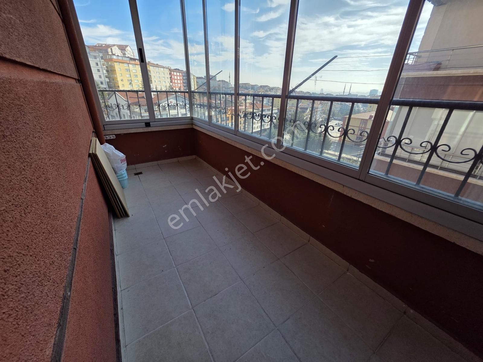 Yeni Etlik Caddesinde Katta 4+1 Asansörlü Yapılı Manzaralı - Görsel 8