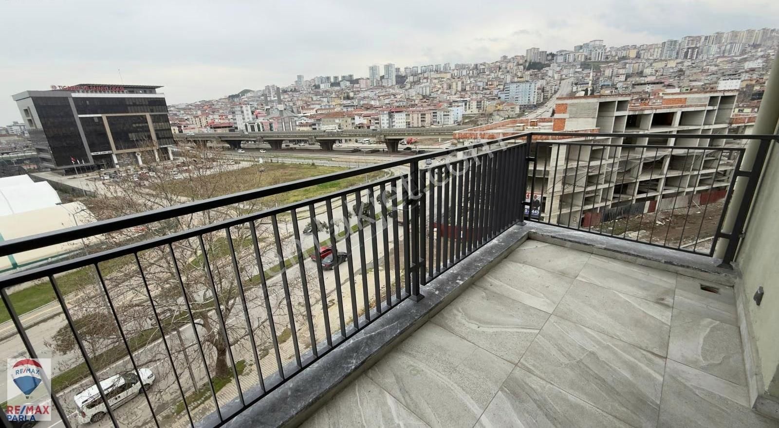 Canik Şehr-i Bahçe Bölge Uzmanı Rahşan Çam'dan Satılık Geniş 3+1 - Görsel 7