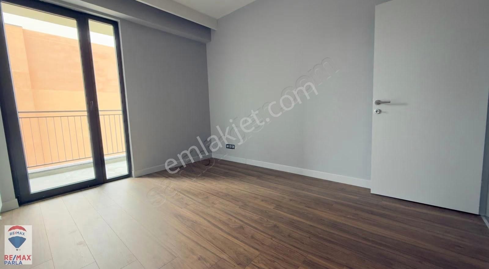 Canik Şehr-i Bahçe Bölge Uzmanı Rahşan Çam'dan Satılık Geniş 3+1 - Görsel 17