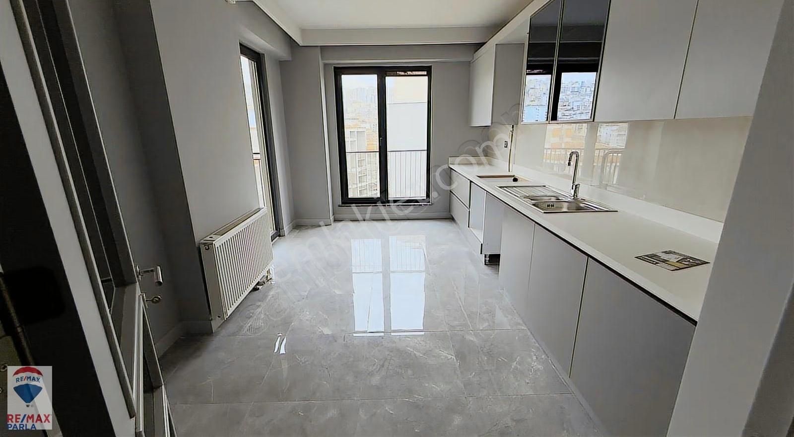 Canik Şehr-i Bahçe Bölge Uzmanı Rahşan Çam'dan Satılık Geniş 3+1 - Görsel 20