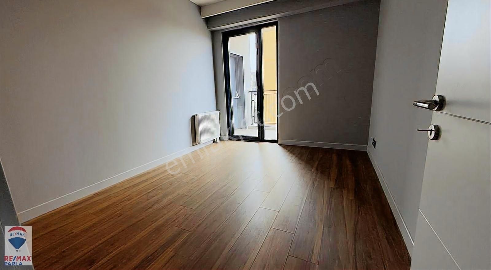 Canik Şehr-i Bahçe Bölge Uzmanı Rahşan Çam'dan Satılık Geniş 3+1 - Görsel 23