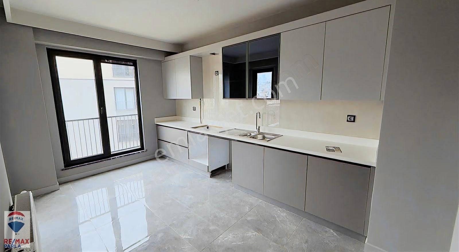 Canik Şehr-i Bahçe Bölge Uzmanı Rahşan Çam'dan Satılık Geniş 3+1 - Görsel 30