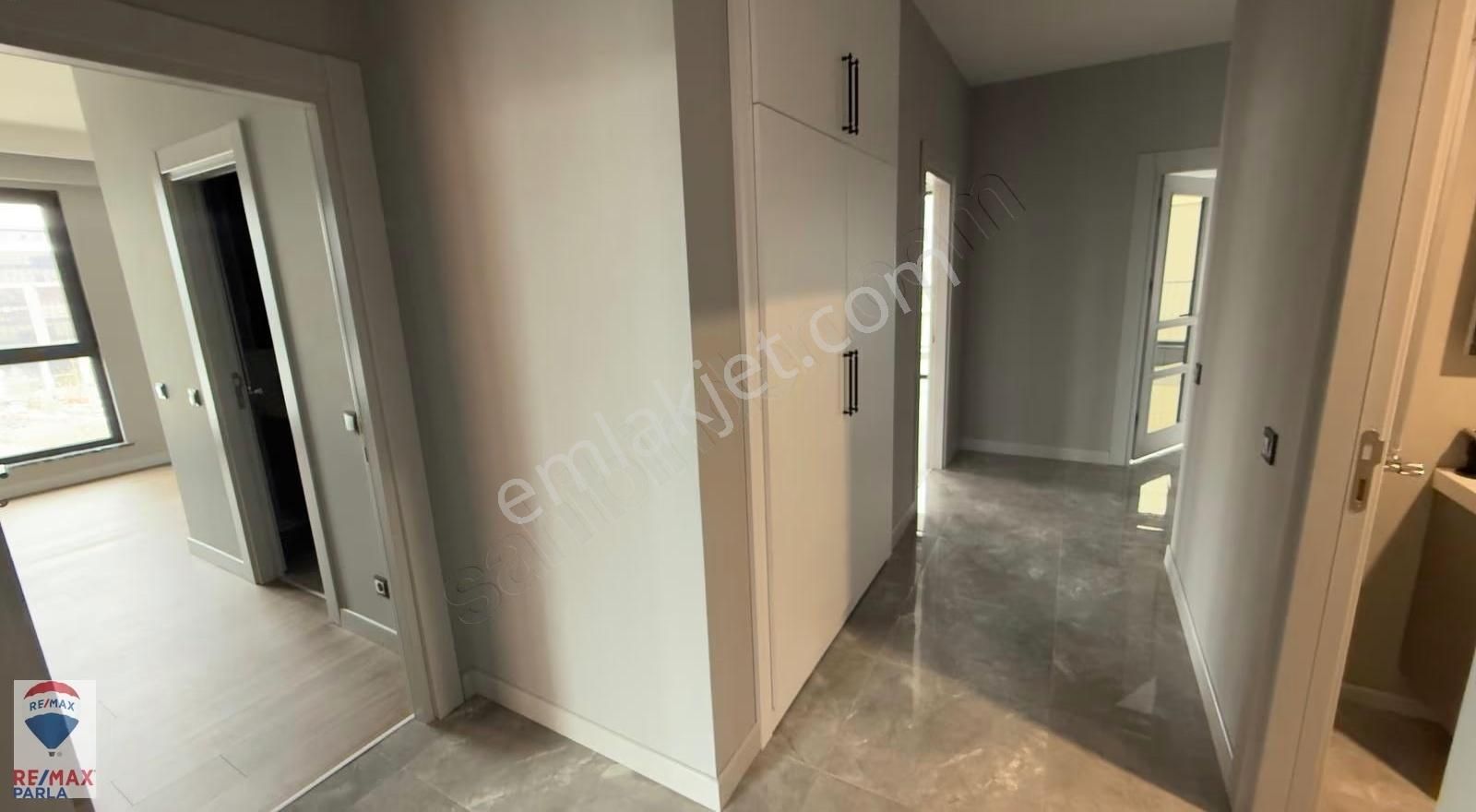 Canik Şehr-i Bahçe Bölge Uzmanı Rahşan Çam'dan Satılık Geniş 3+1 - Görsel 5