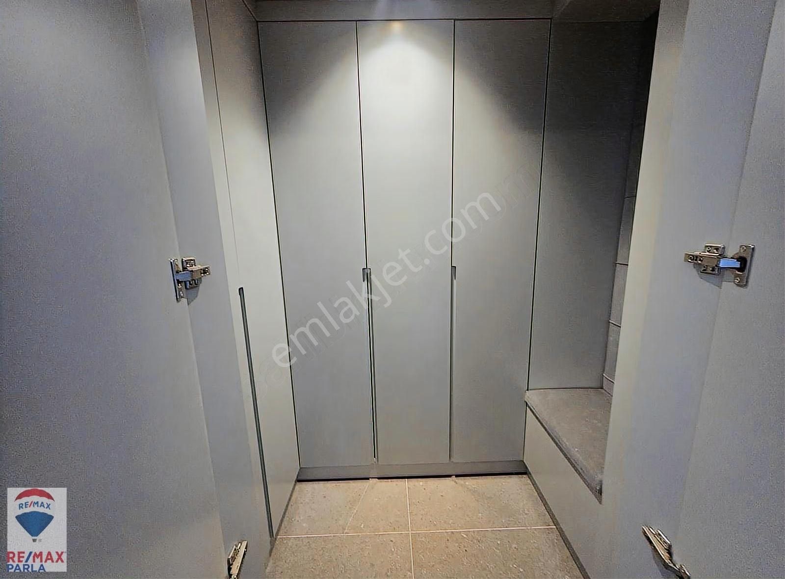 Alanlı Doğumak Tower'da Yüksek Kredili 3+1 Loft Ultralüks Daire - Görsel 3