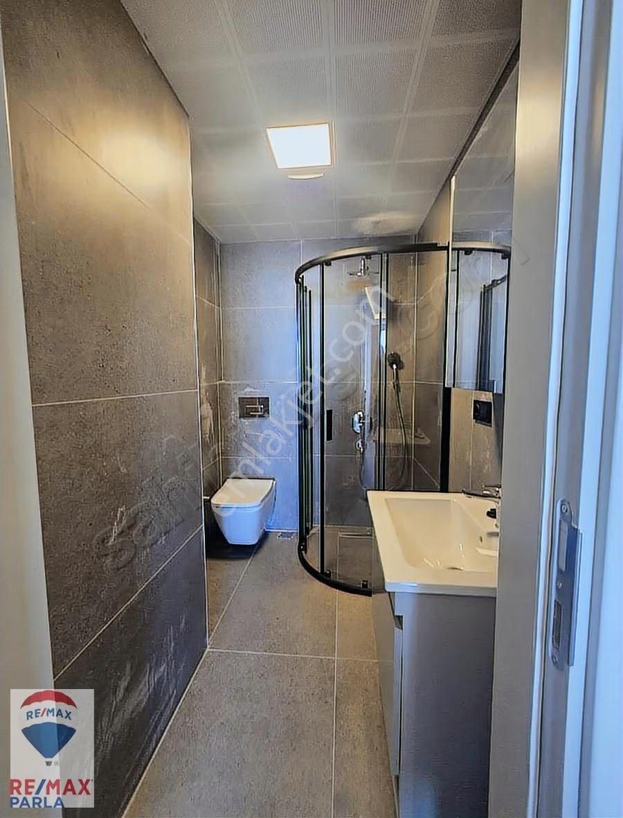 Alanlı Doğumak Tower'da Yüksek Kredili 3+1 Loft Ultralüks Daire - Görsel 4