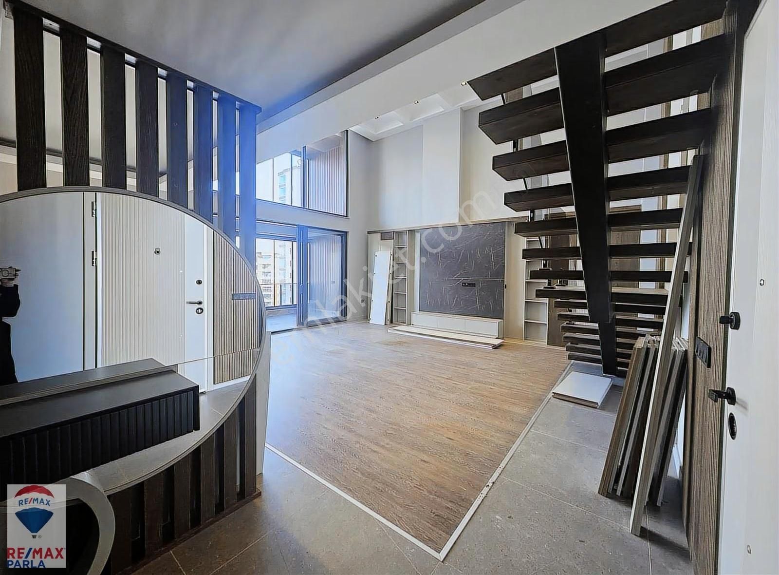 Alanlı Doğumak Tower'da Yüksek Kredili 3+1 Loft Ultralüks Daire - Görsel 10