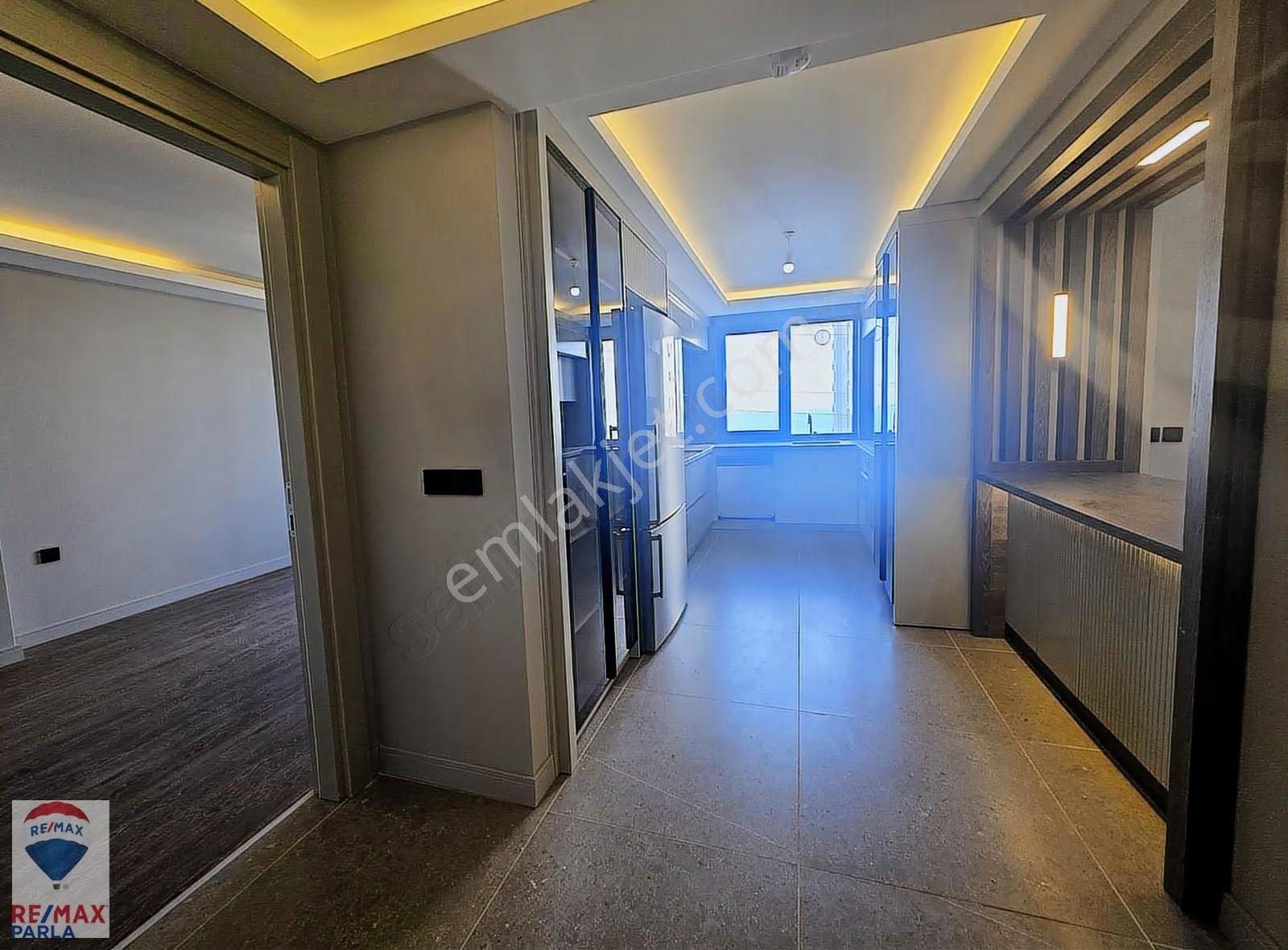 Alanlı Doğumak Tower'da Yüksek Kredili 3+1 Loft Ultralüks Daire - Görsel 30