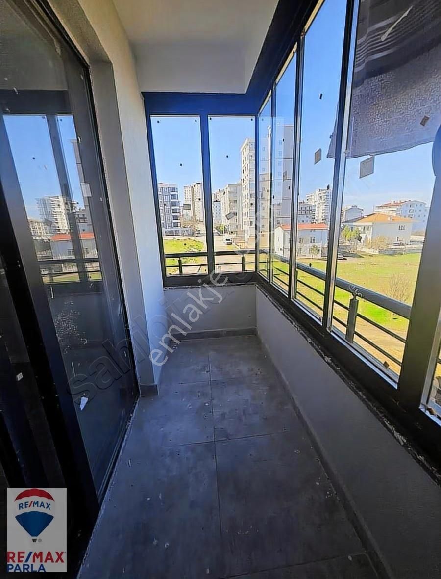 Büyükkolpınar'da Deniz Manzaralı Satılık Fırsat 2+1 Daire - Görsel 16