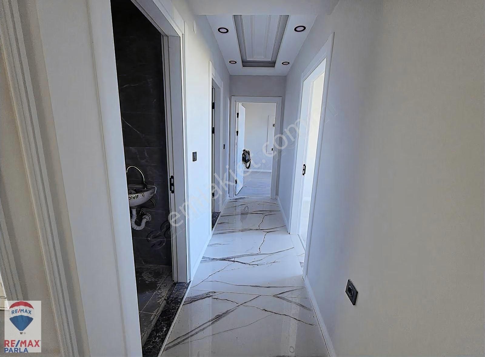 Büyükkolpınar'da Deniz Manzaralı Satılık Fırsat 2+1 Daire - Görsel 19