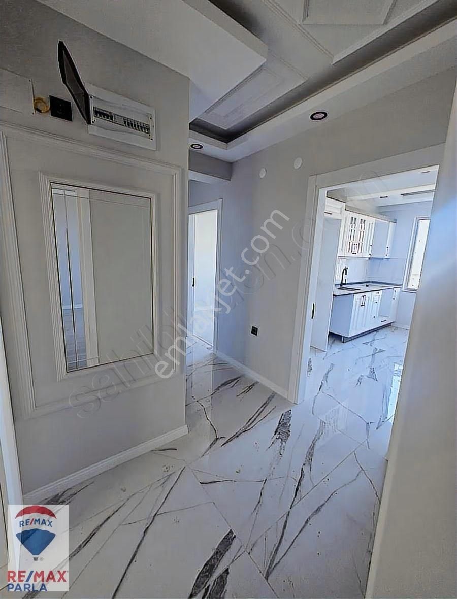 Büyükkolpınar'da Deniz Manzaralı Satılık Fırsat 2+1 Daire - Görsel 7