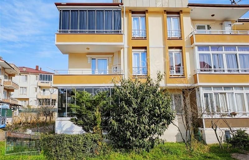 Yılmaz İnşaattan Deniz Gören Ön Cephe Kombili Cam Bal. Daire