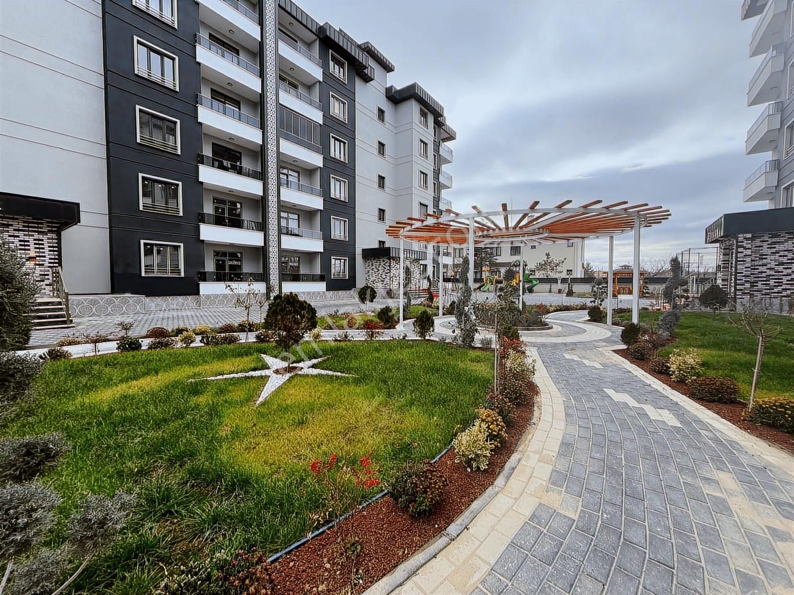 Büyükkumköprü Caddesinde Sıfır 3+1 Tam Donanımlı Daire - Görsel 19