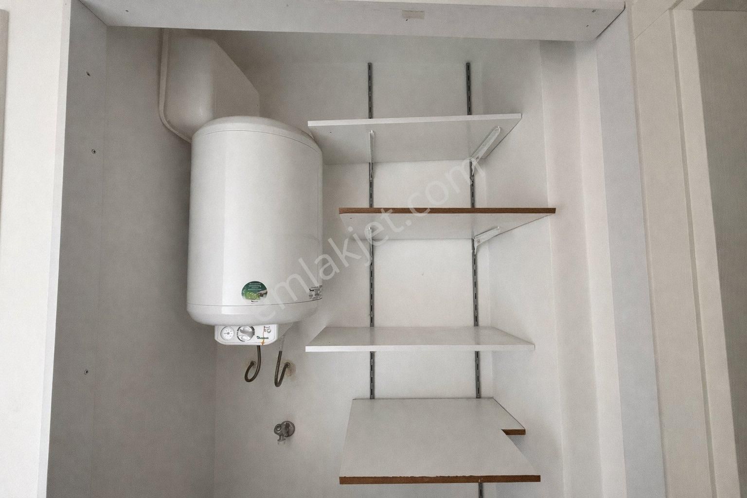 Bodrum Merkezde Yıllık Kiralık 3+1 Büyük Tipi Daire - Görsel 6