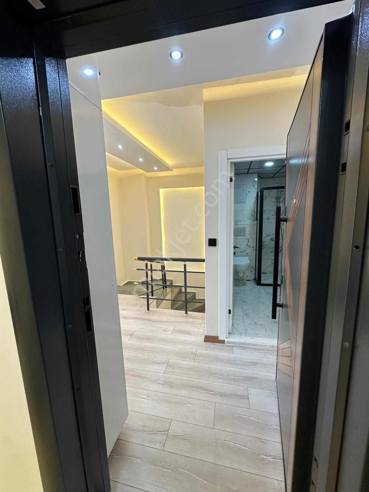 Sütlüce Mahallesinde Kiralık 3+1 Daire - Görsel 4