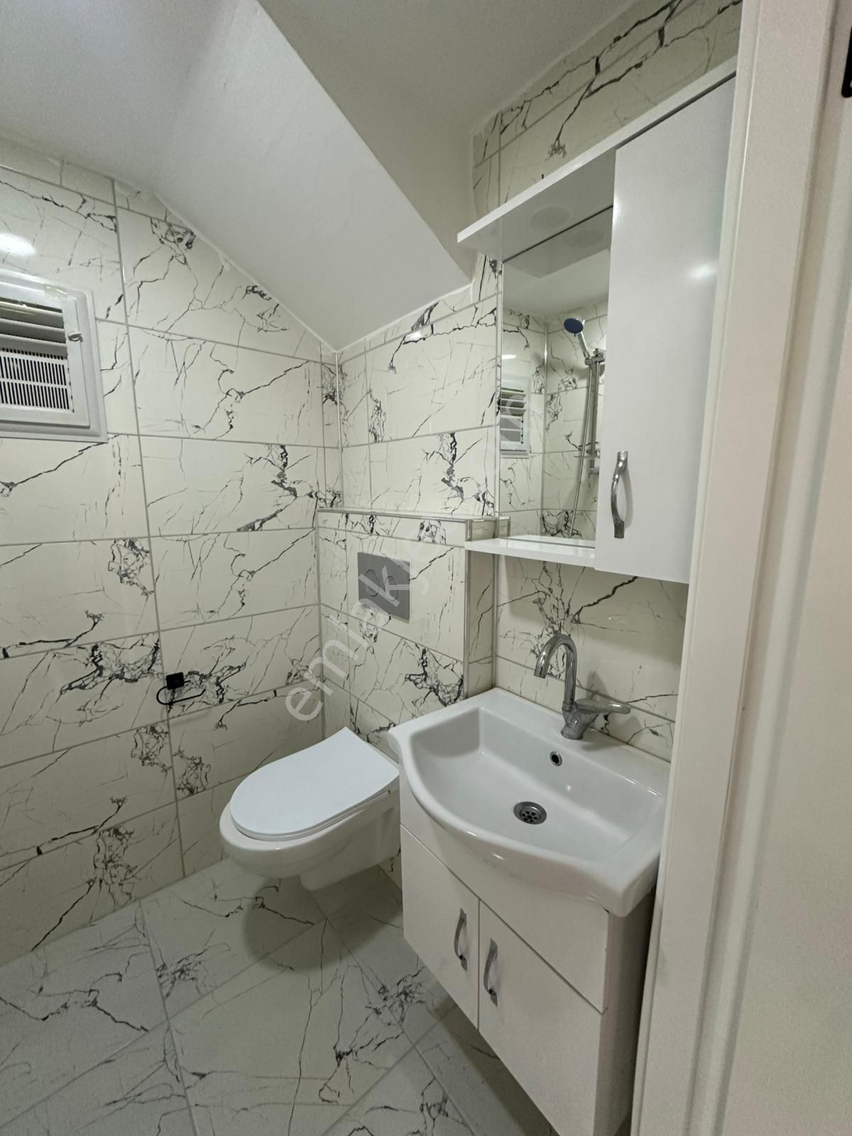 Sütlüce Mahallesinde Kiralık 3+1 Daire - Görsel 8