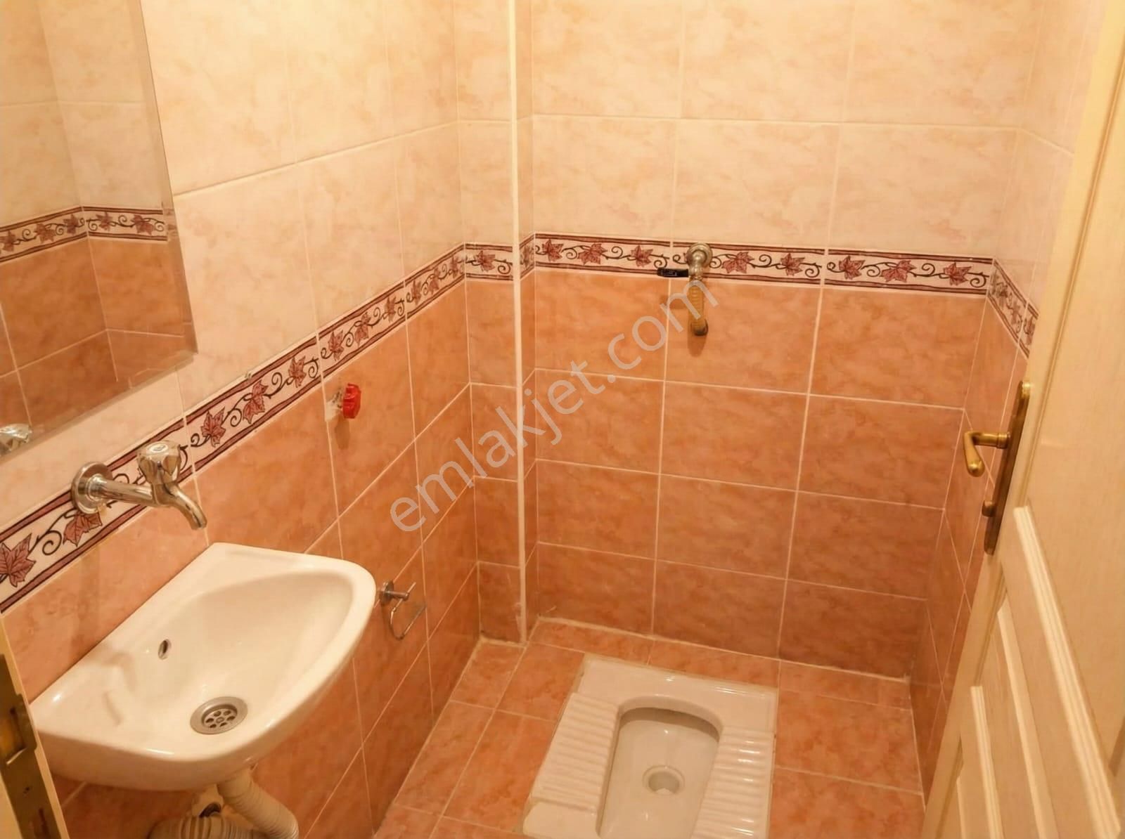 Çankaya Karapınar'da Yeni Boyalı, Masrafsız, Düz Giriş 3+1 Daire - Görsel 25