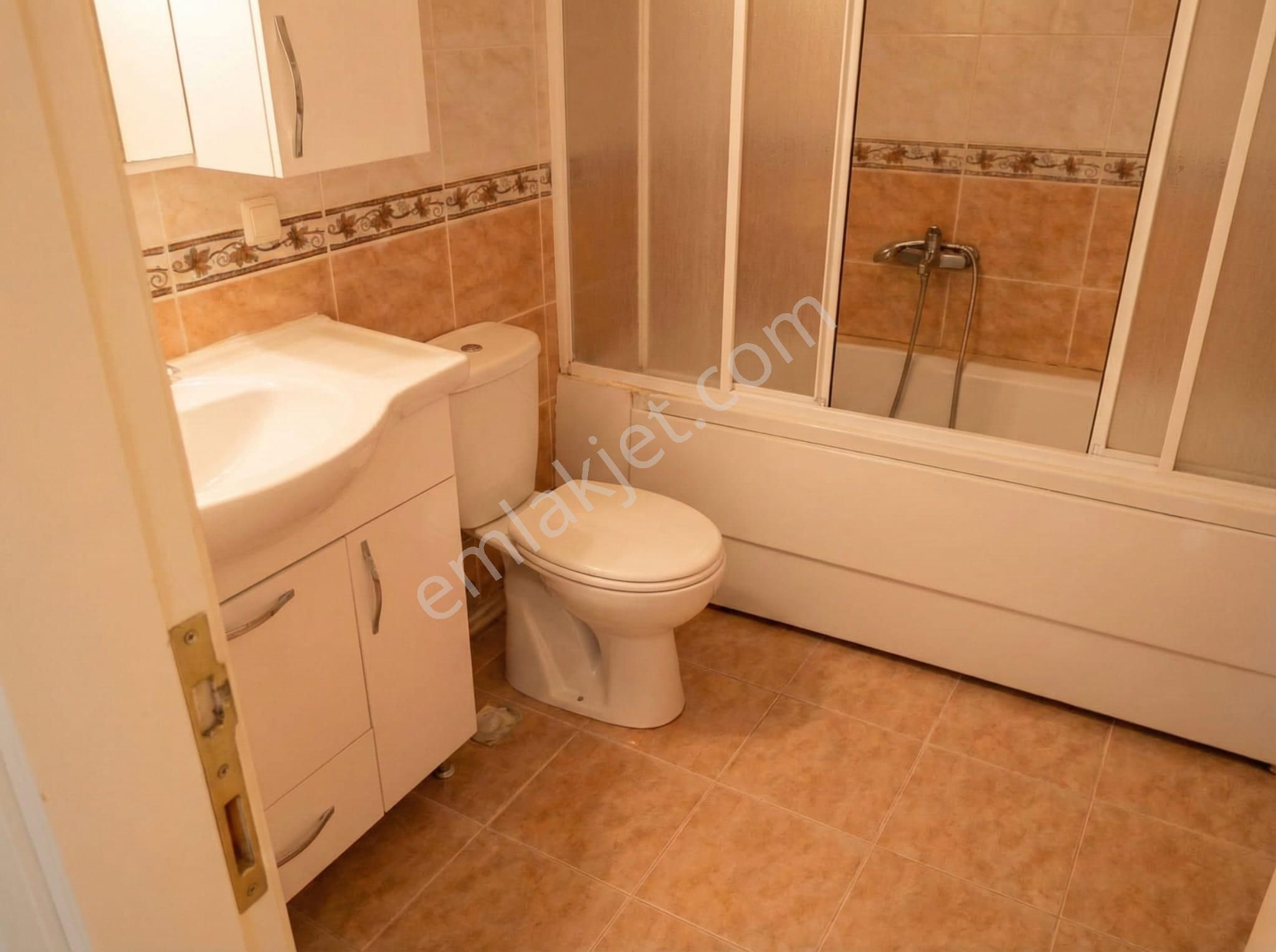 Çankaya Karapınar'da Yeni Boyalı, Masrafsız, Düz Giriş 3+1 Daire - Görsel 12