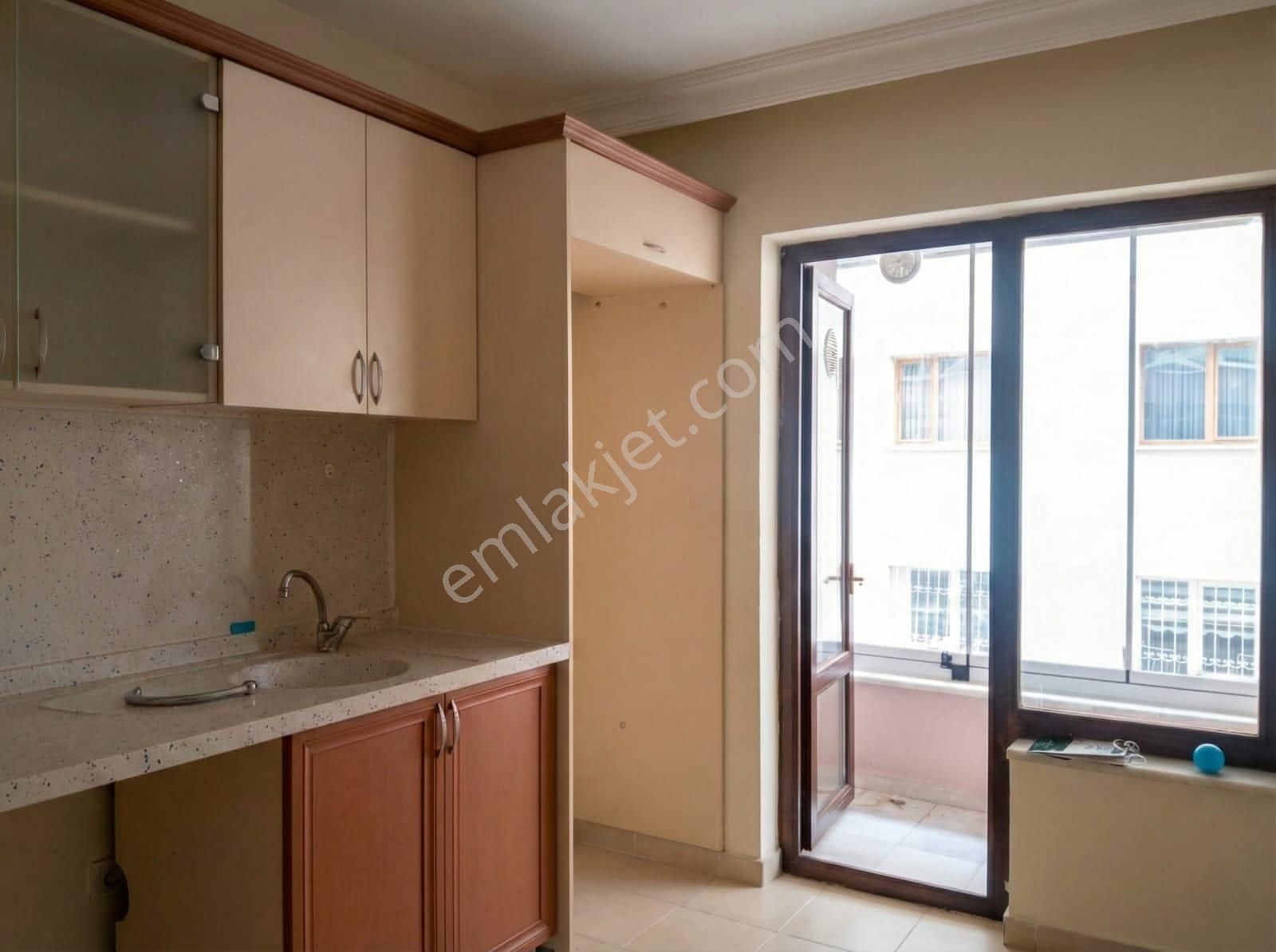 Çankaya Karapınar'da Yeni Boyalı, Masrafsız, Düz Giriş 3+1 Daire - Görsel 7