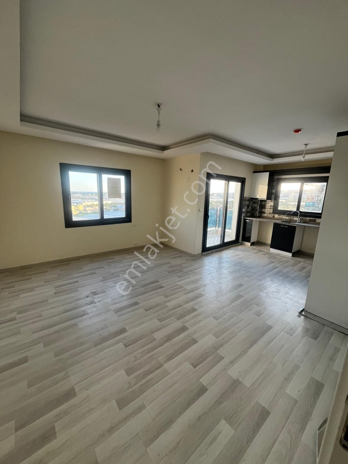 Kiralık Daire 3+1 Koyuncu Mah Erdemli Mersin - Görsel 2
