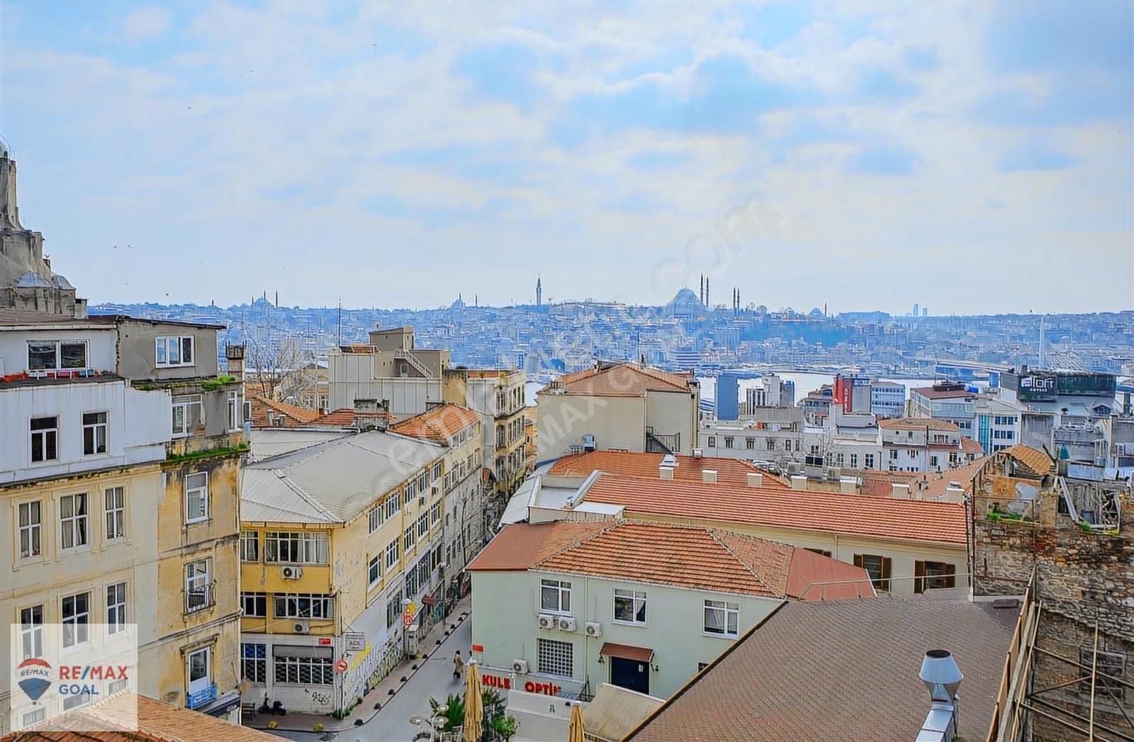 Galata Kulesine Komşu Tarihi Binada Satılık 3+1 Daire - Görsel 29