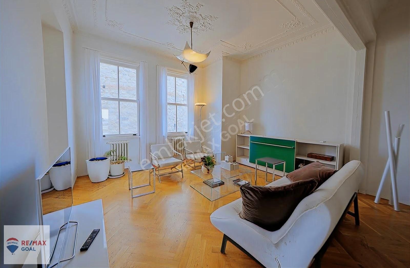 Galata Kulesine Komşu Tarihi Binada Satılık 3+1 Daire - Görsel 33