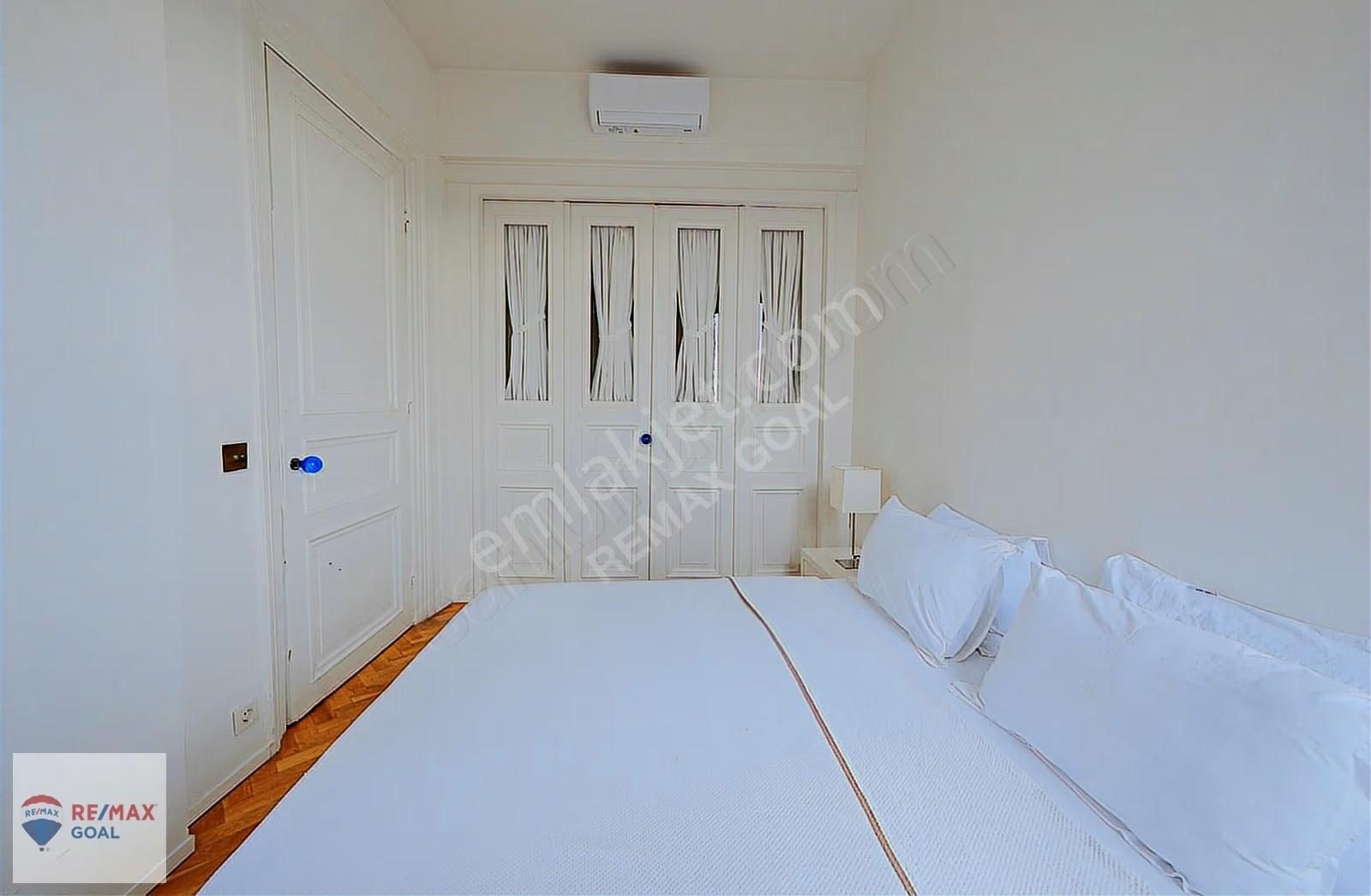 Galata Kulesine Komşu Tarihi Binada Satılık 3+1 Daire - Görsel 30