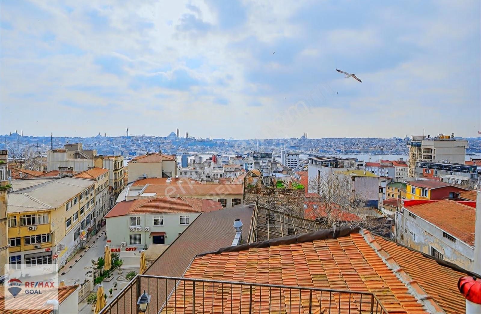 Galata Kulesine Komşu Tarihi Binada Satılık 3+1 Daire - Görsel 26