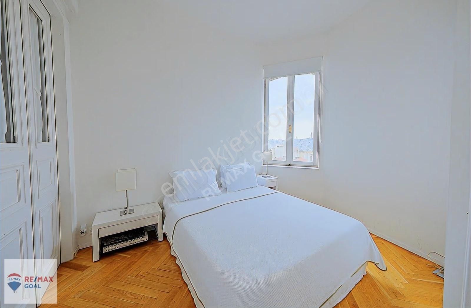 Galata Kulesine Komşu Tarihi Binada Satılık 3+1 Daire - Görsel 14