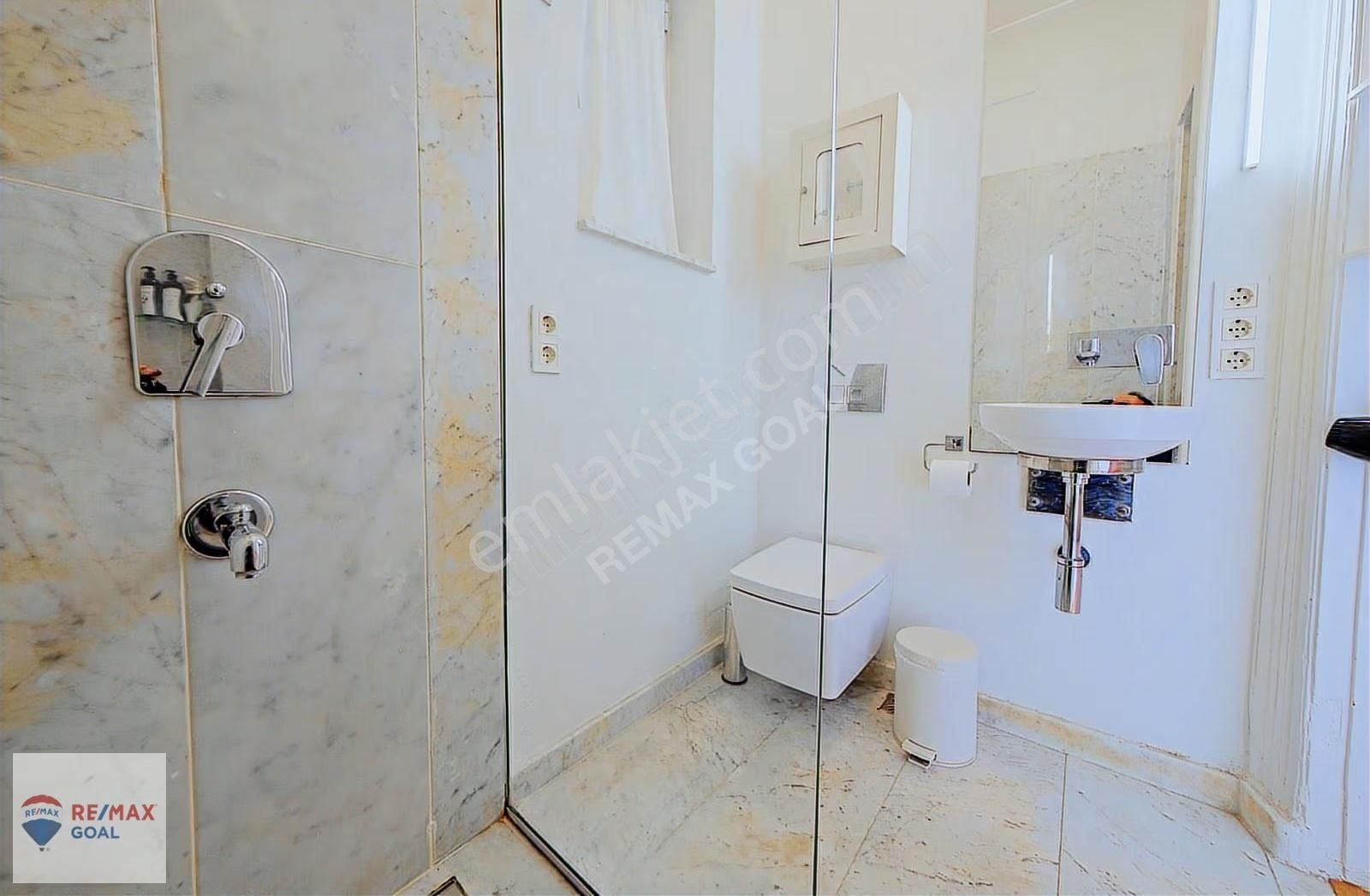 Galata Kulesine Komşu Tarihi Binada Satılık 3+1 Daire - Görsel 16