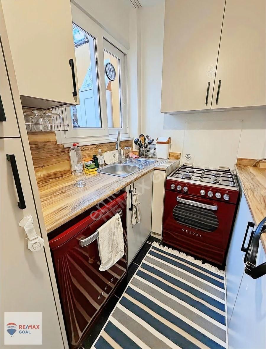 Kadıköy Rasımpaşa 'da Eşyalı 2+1 Kiralık Daıre - Görsel 8