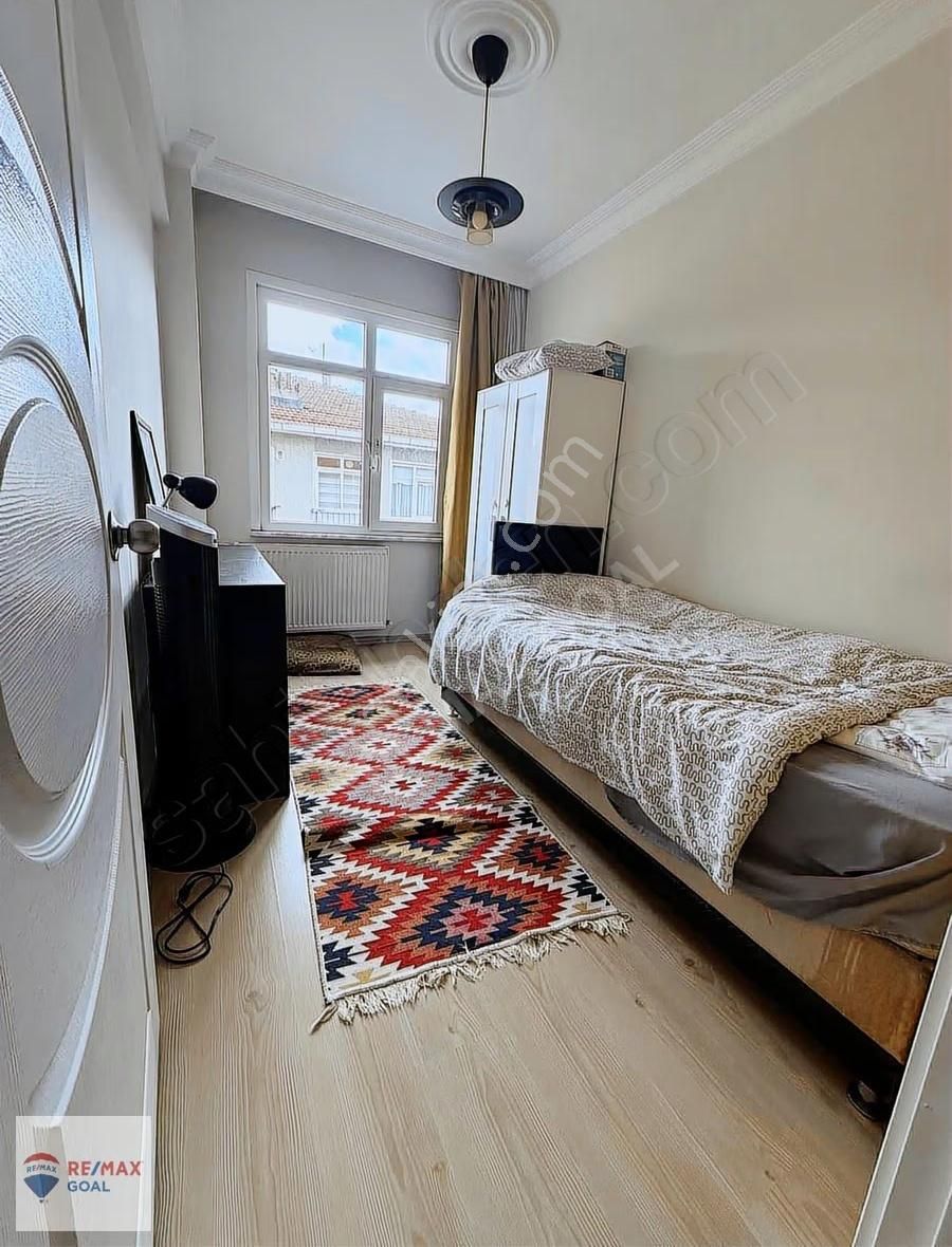 Kadıköy Rasımpaşa 'da Eşyalı 2+1 Kiralık Daıre - Görsel 17