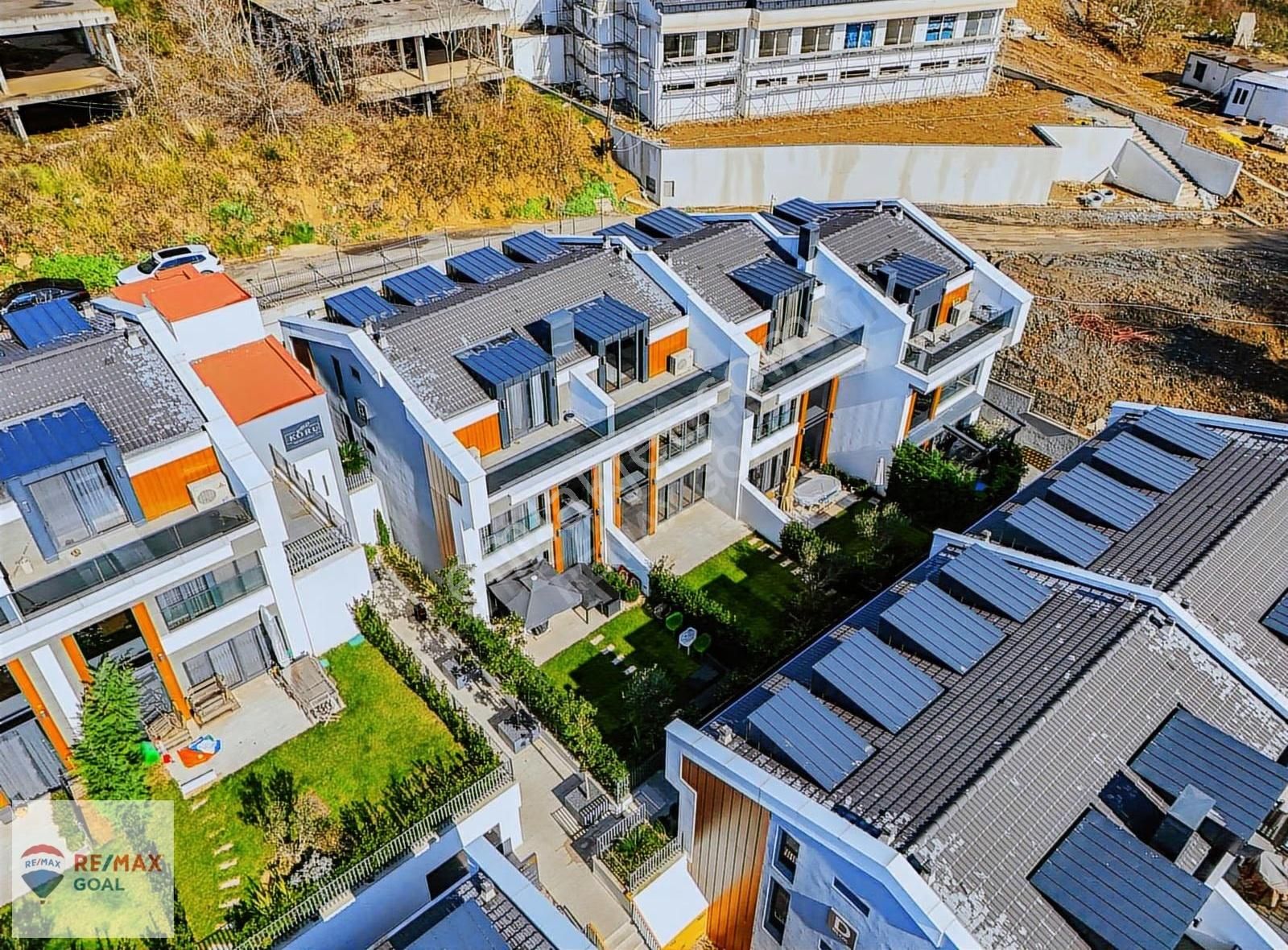 Zekeriyaköy Koru Evlerinde 4+1 Bahçeli Lüks Yaşam - Görsel 20