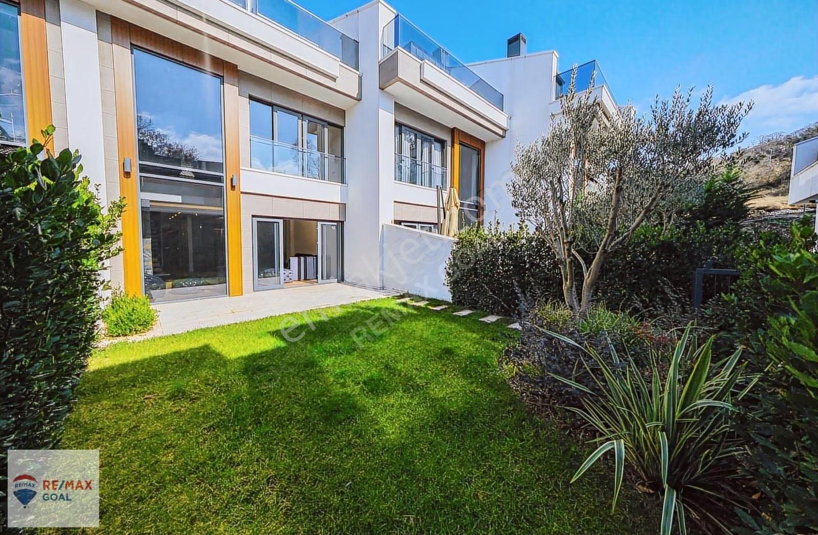 Zekeriyaköy Koru Evlerinde 4+1 Bahçeli Lüks Yaşam - Görsel 33