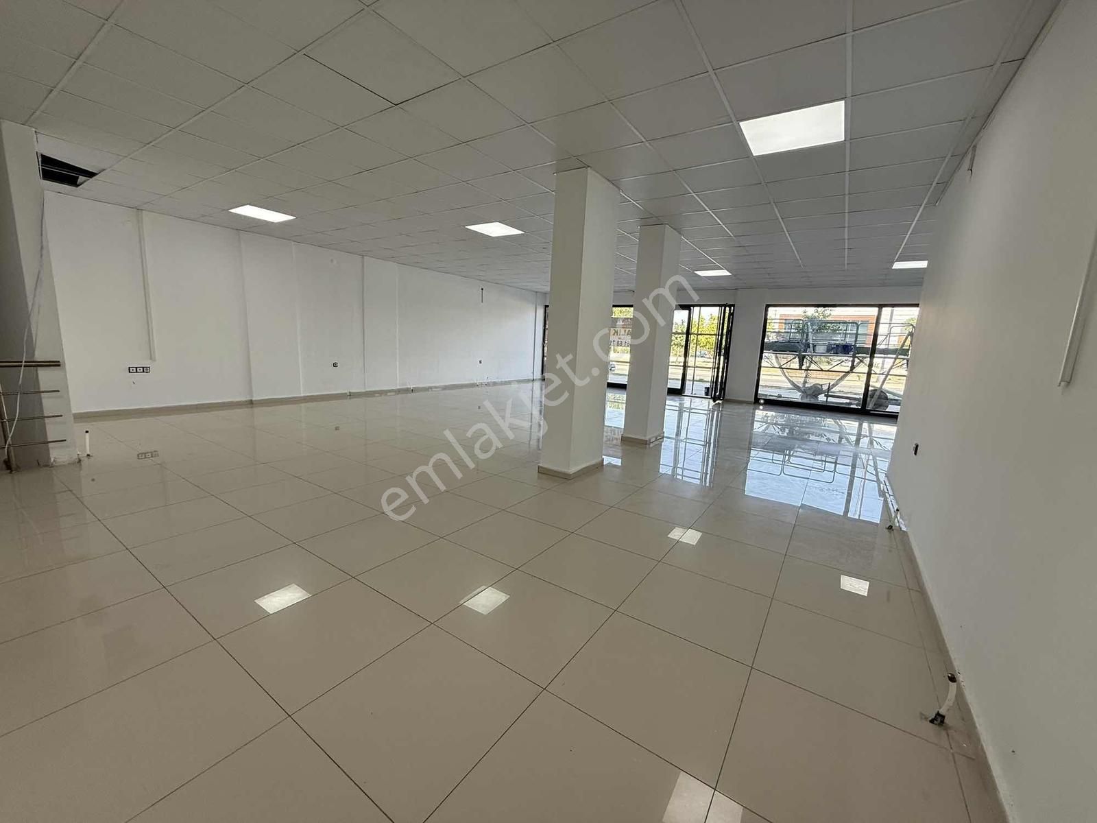 Kent Gayrimenkul'den 400 M2 İki Dükkan Birleşimi Kiralık Dükkan - Görsel 9