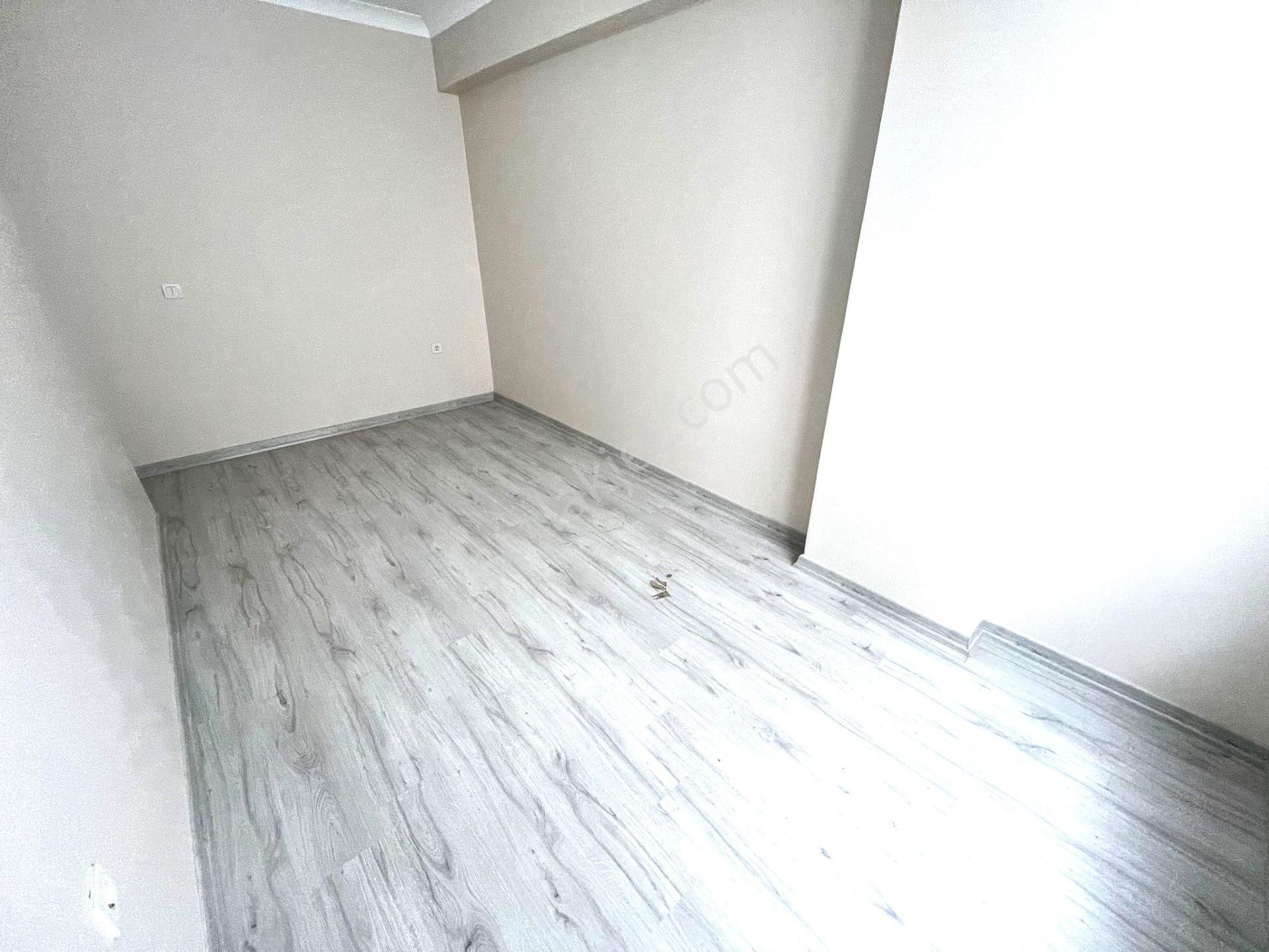 Seba'dan Tevfikbey Mh 2+1 85m2 Otoparklı Asansörlü 2.kat Daire - Görsel 9