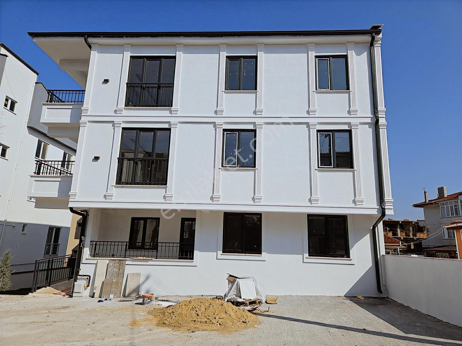 Keşan Cumhuriyet Mahallesi'nde Satılık 2+1 Daire