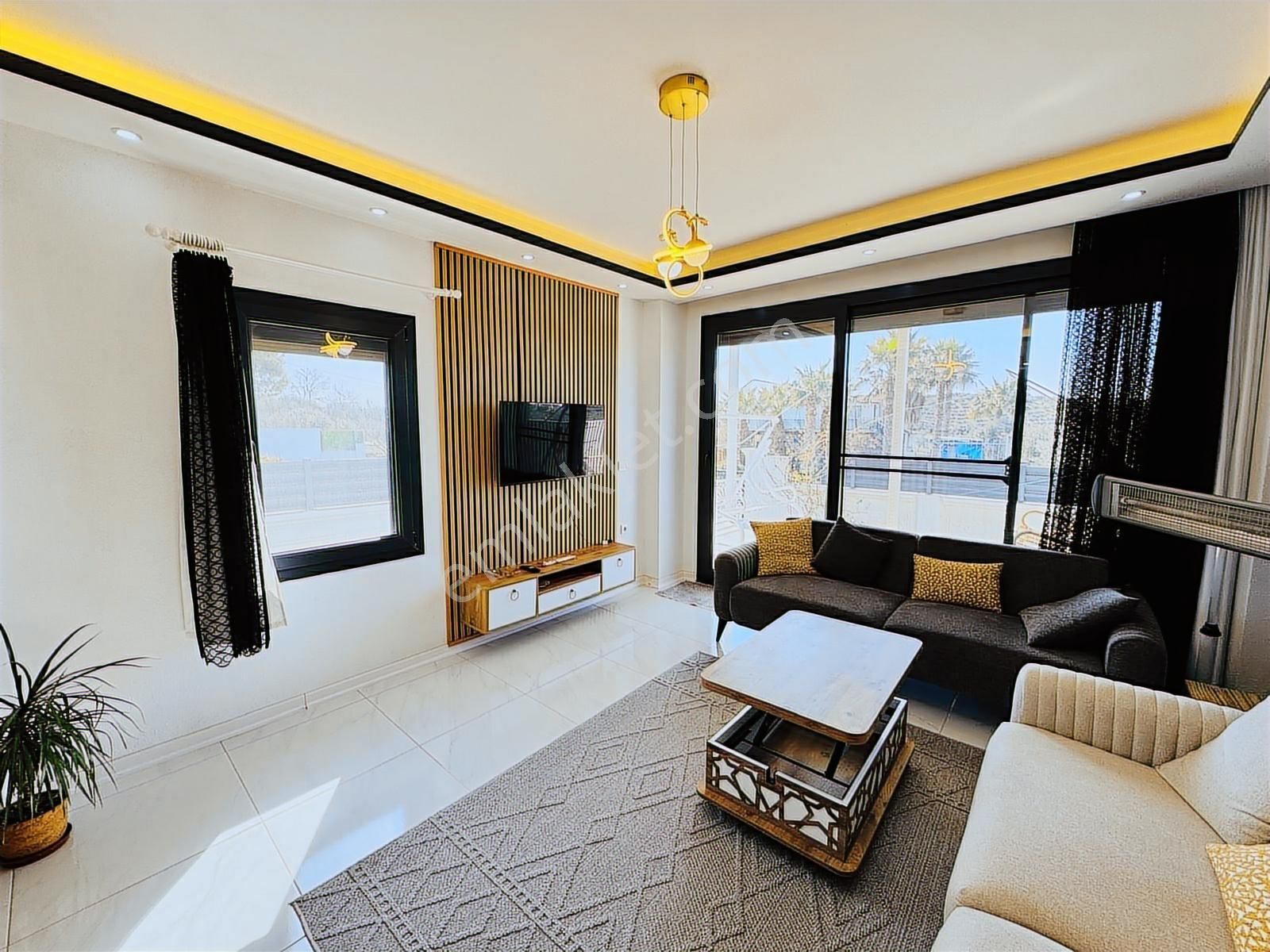 Didimde Satılık Havuzlu Geniş Bahçeli 4 Yaşında Şok Fiyat Villa - Görsel 9