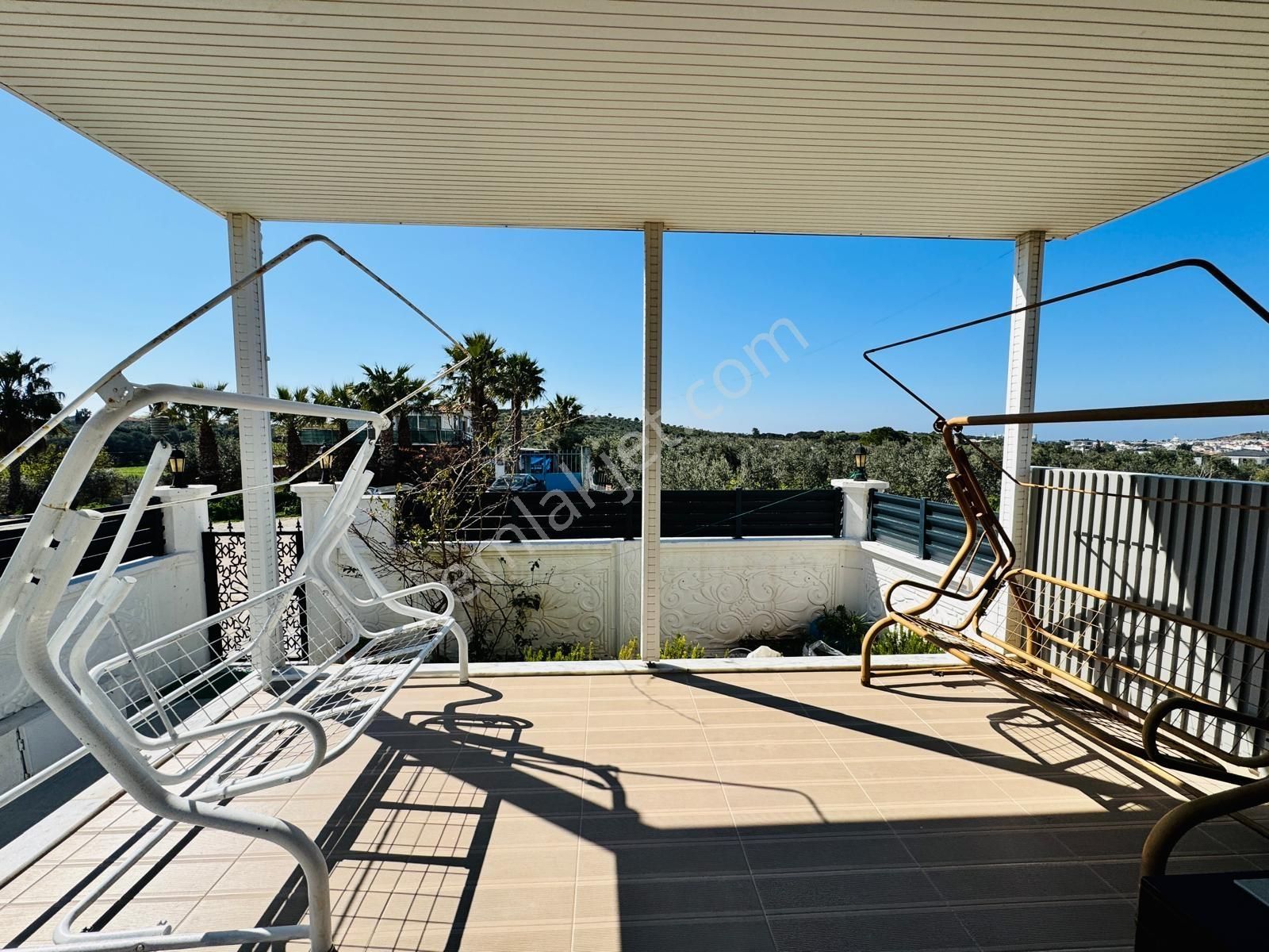 Didimde Satılık Havuzlu Geniş Bahçeli 4 Yaşında Şok Fiyat Villa - Görsel 18