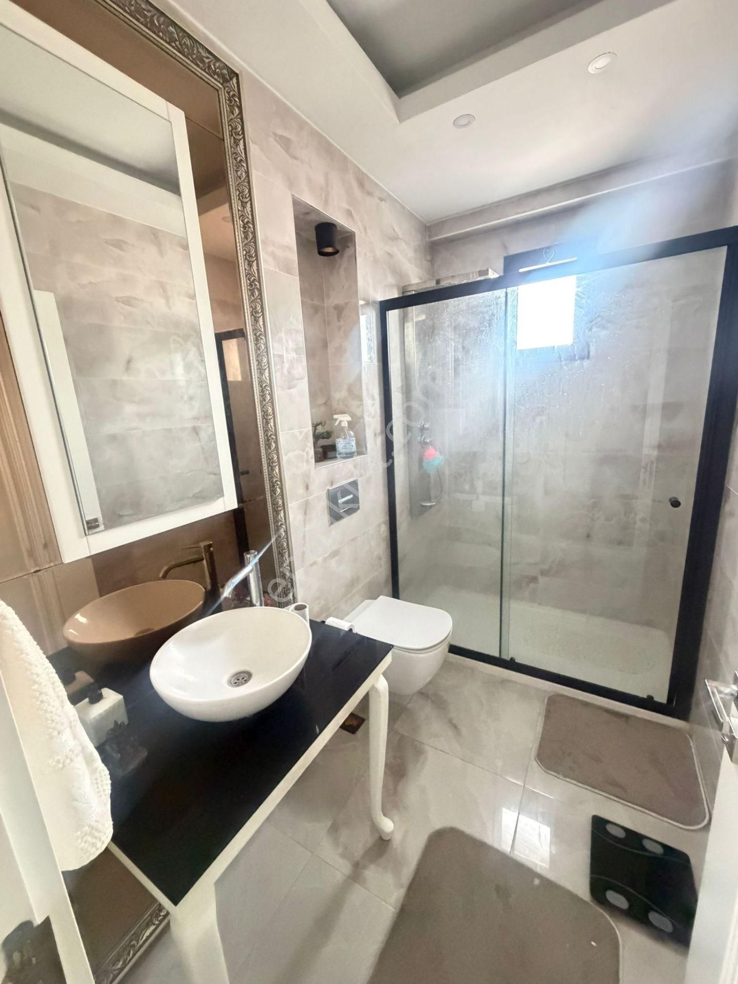 Yakakent Mahallesinde Site İçinde Havuzlu 3+1 Satılık Daire - Görsel 10