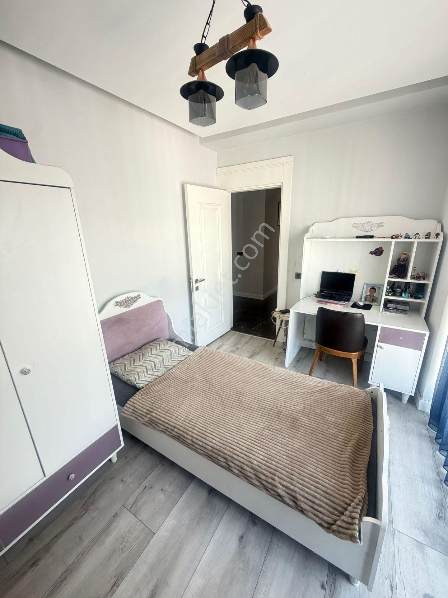 Yakakent Mahallesinde Site İçinde Havuzlu 3+1 Satılık Daire - Görsel 7