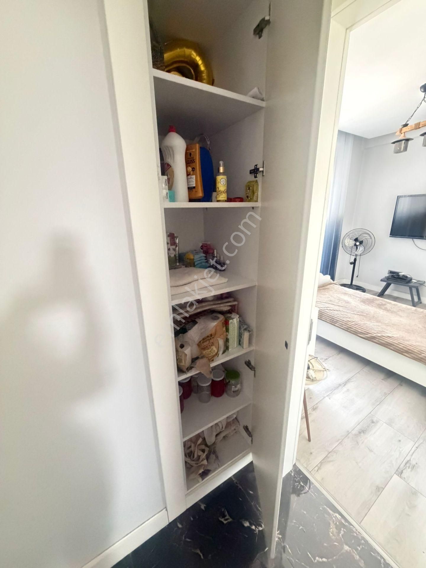 Yakakent Mahallesinde Site İçinde Havuzlu 3+1 Satılık Daire - Görsel 9