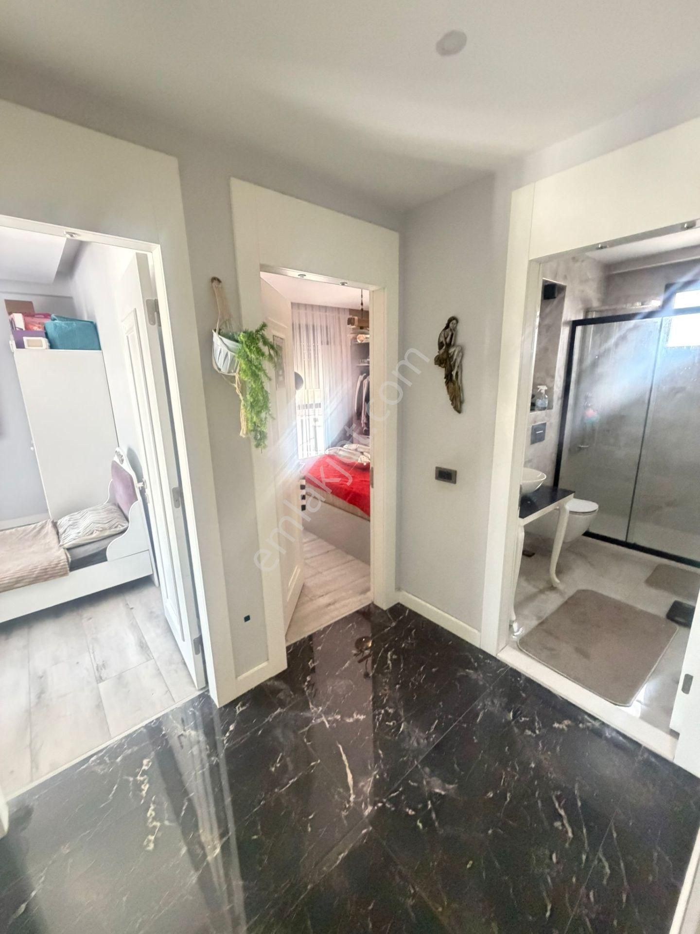 Yakakent Mahallesinde Site İçinde Havuzlu 3+1 Satılık Daire - Görsel 34