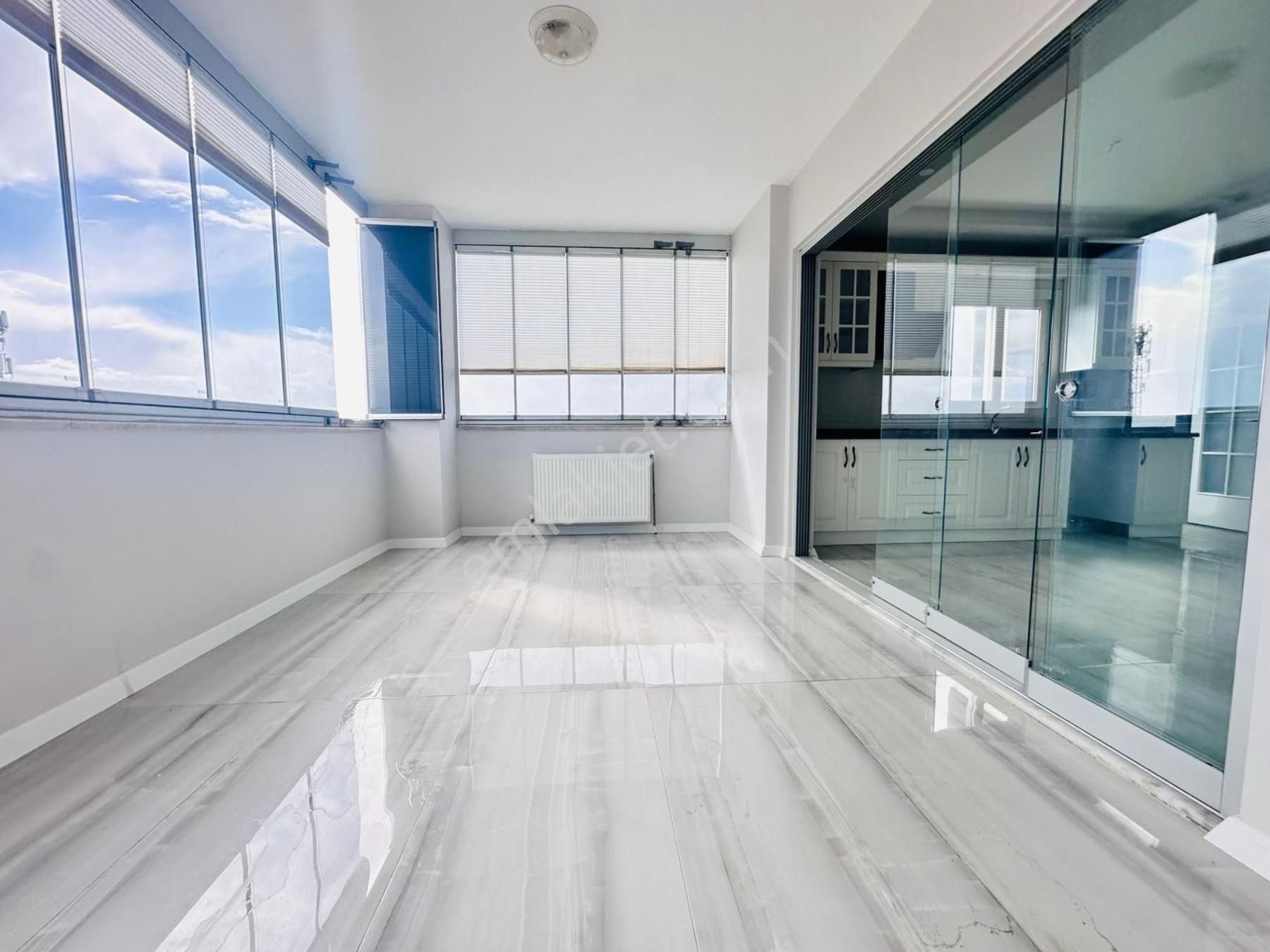 Ethereal'den Çeşmeli'de Deniz Manzaralı Geniş Metrajlı Lüks 4+1 - Görsel 8